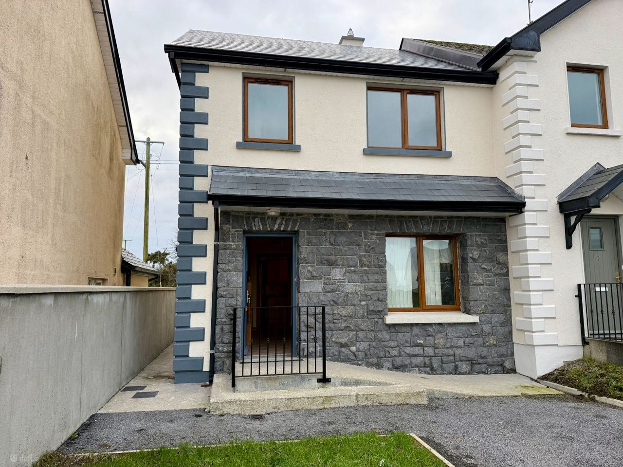 6 Carrowmore Drive, Knock, Claremorris, Co. Mayo - End-of-terrace house