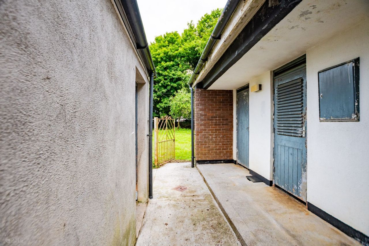 Moate Road, Ballymore, Co. Westmeath