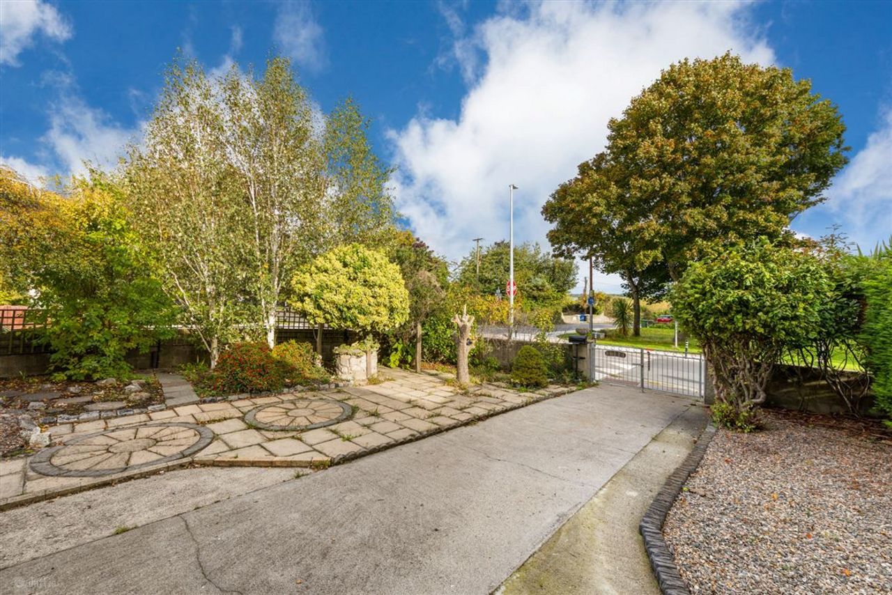 Horan Estates - Chez Nous, 9 Sea Road, Malahide, Co. Dublin