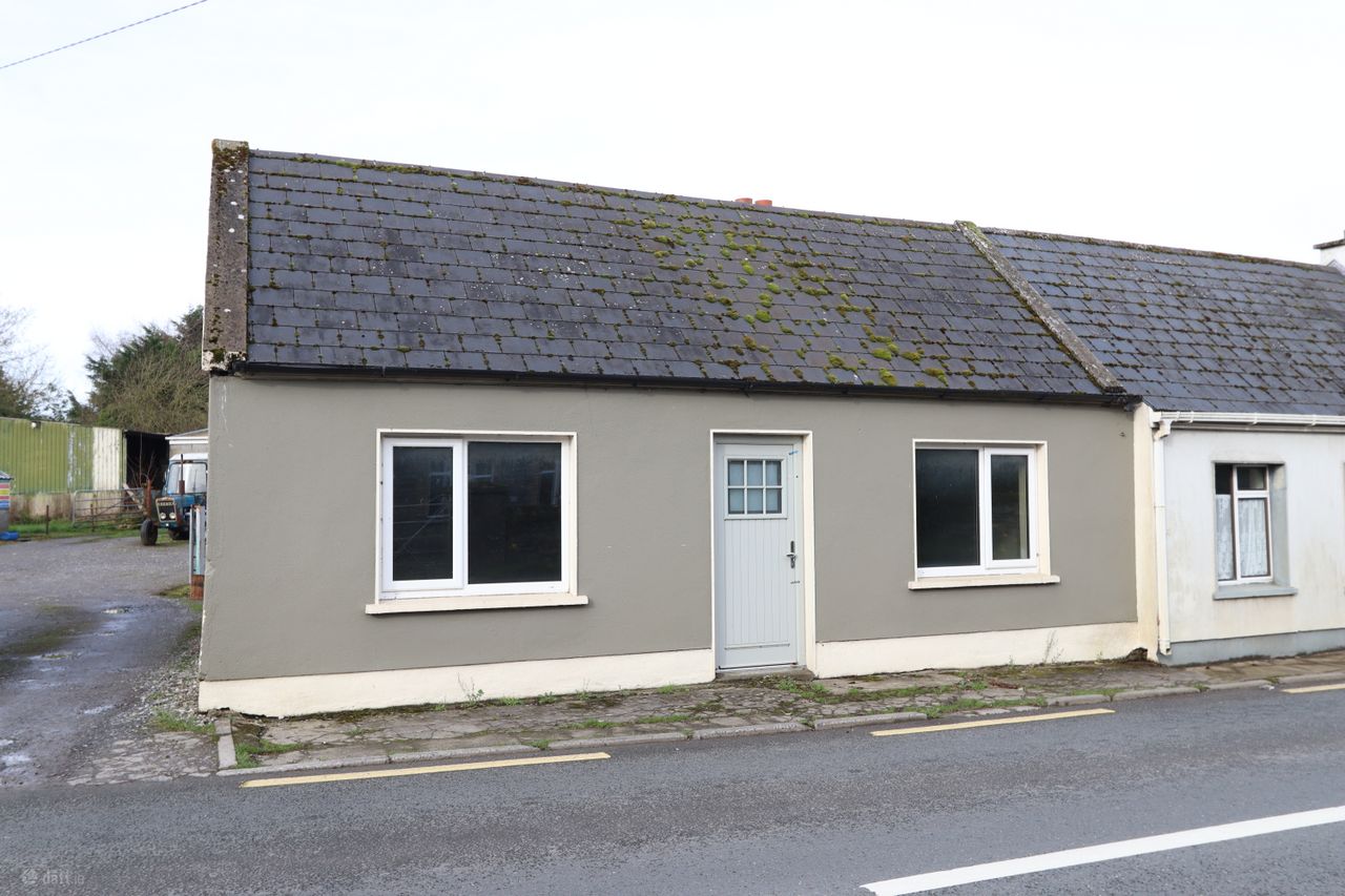 2 Broadford, Co. Kildare