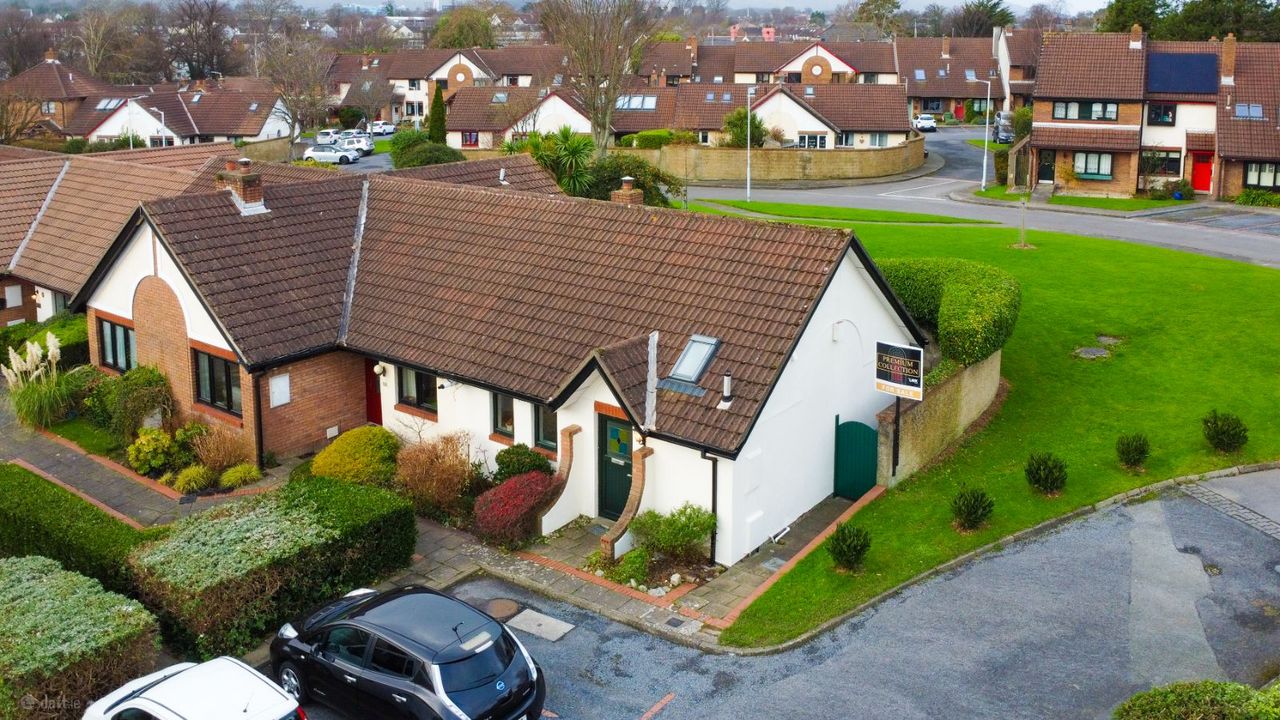 87 The Rowans, Abberley, Killiney, Co. Dublin - Bungalow For Sale