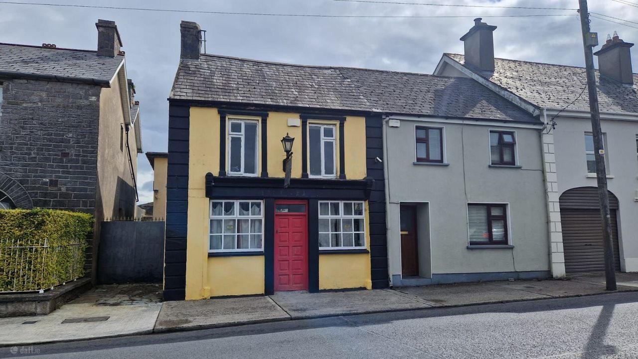 Butler'S Bar, Lower Main Street, Hospital, Hospital, Co. Limerick - End-of-terrace house