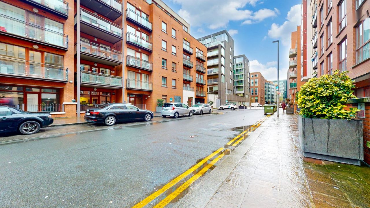 Apartment 152, Block D, IFSC, Co. Dublin - Apartment For Sale