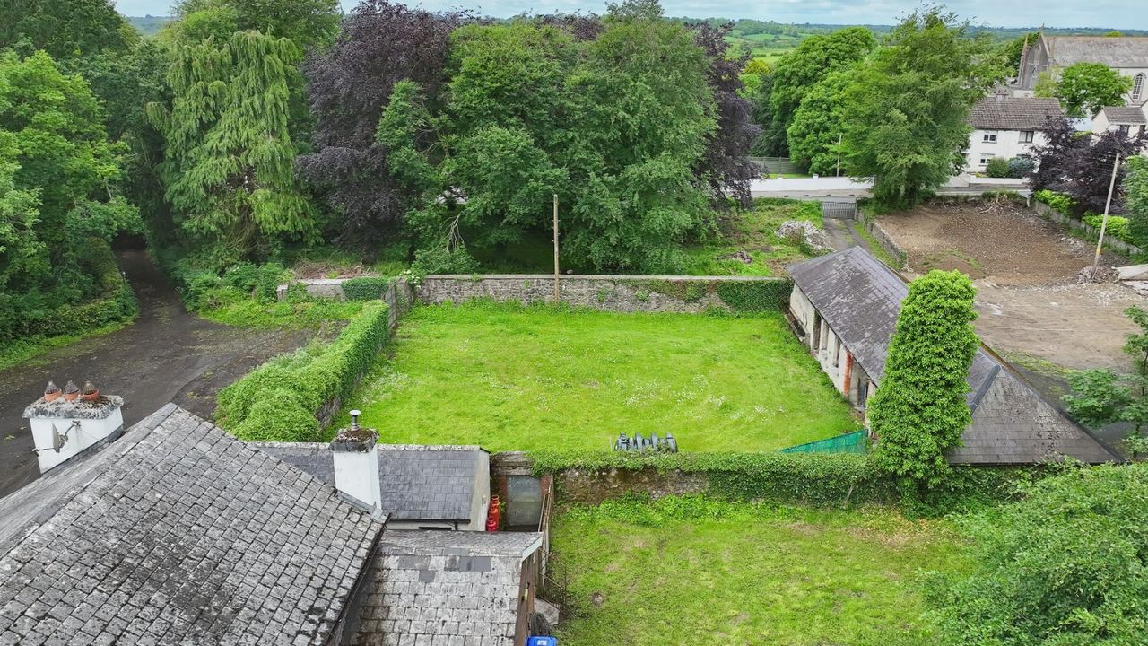 Moate Road, Ballymore, Co. Westmeath