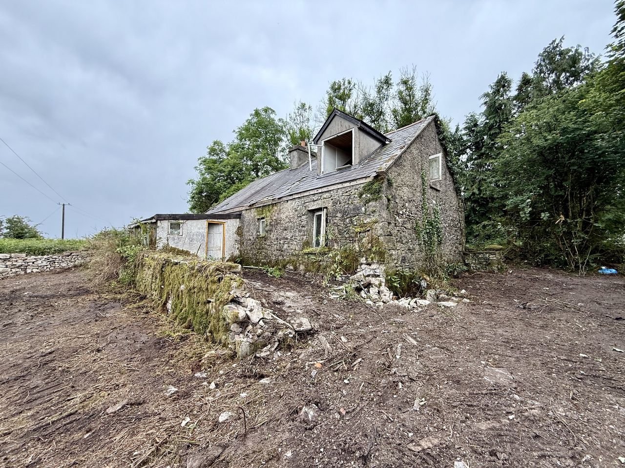 Leo, Ballyhaunis, Co. Mayo - Bungalow For Sale