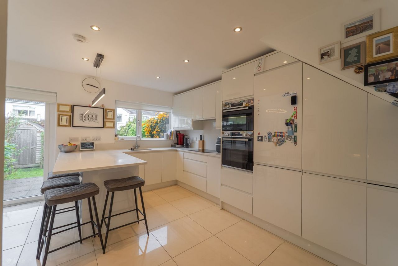 11 Heather Drive, Rathfarnham, Ballinteer, Dublin 16