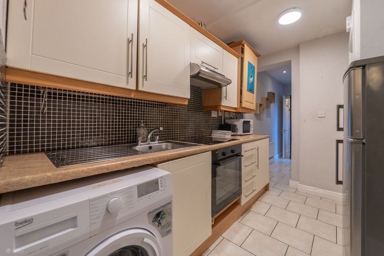 2 Gray Square, Dublin 8, The Coombe