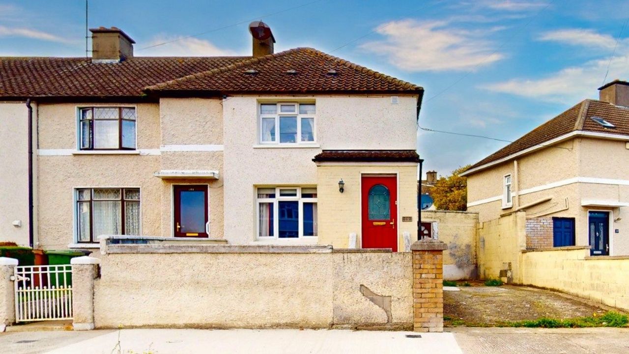 142 Landen Road, Dublin 10, Ballyfermot, Dublin 10 - End-of-terrace house