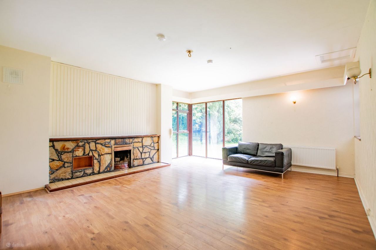 Moate Road, Ballymore, Co. Westmeath
