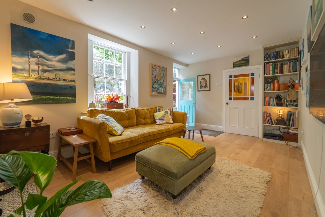 4 Killiney Terrace, Breffni Road, Sandycove, Co. Dublin