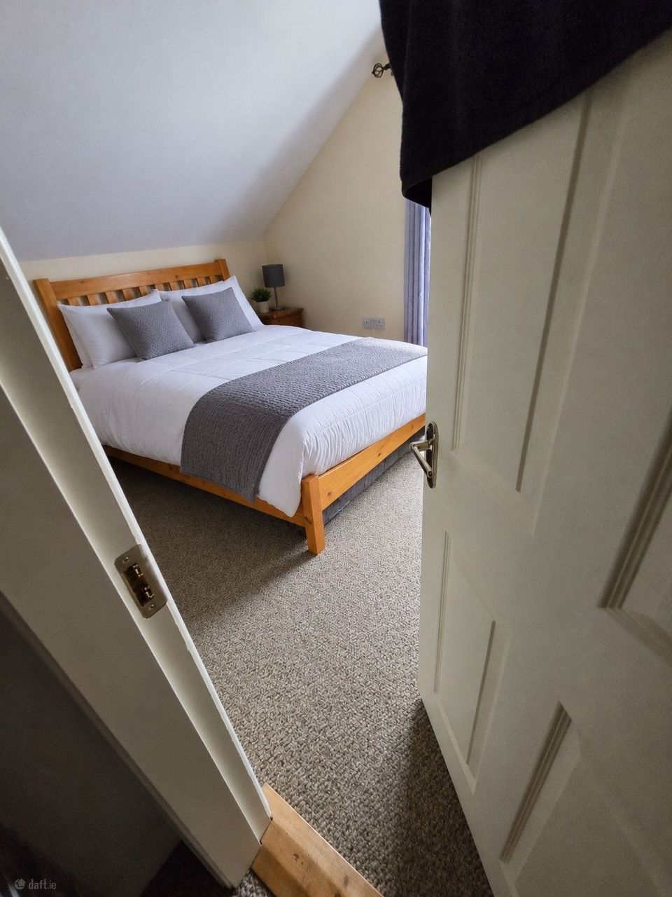 Apartment 4, Mgdh House, Main Street, Ballyhaunis, Co. Mayo - Apartment to Rent