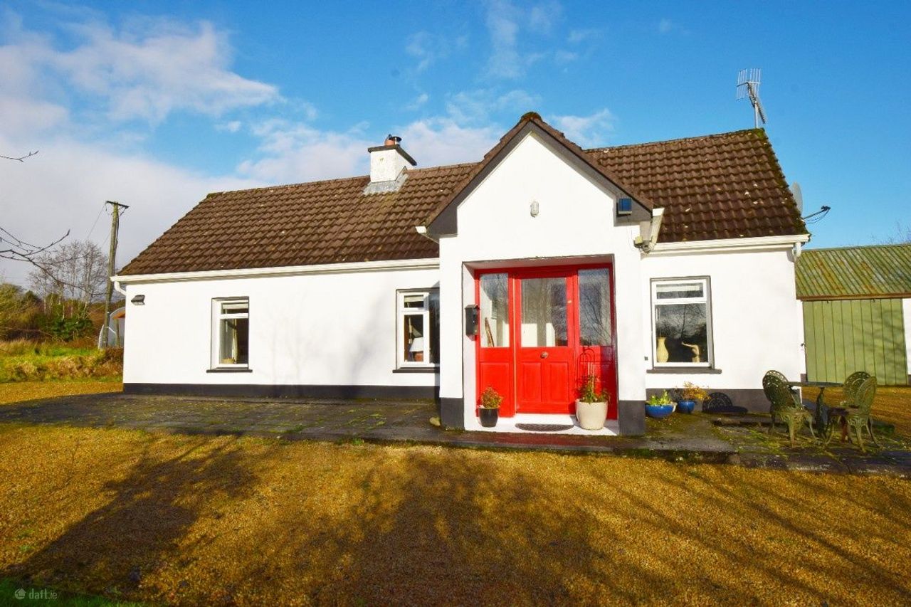 Cartron Valley, Lough Allen, Carrick-on-Shannon, Co. Roscommon - Bungalow For Sale