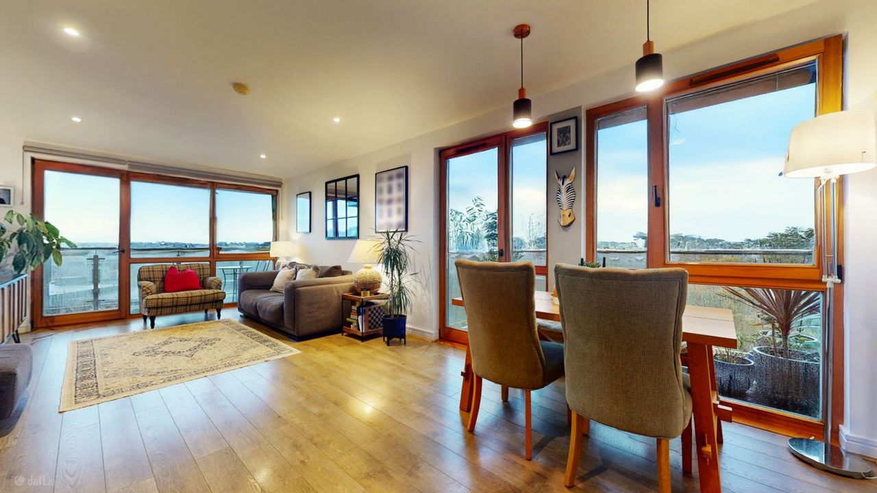 Apartment 25, The Oak, Stepaside, Dublin 18 - Apartment For Sale