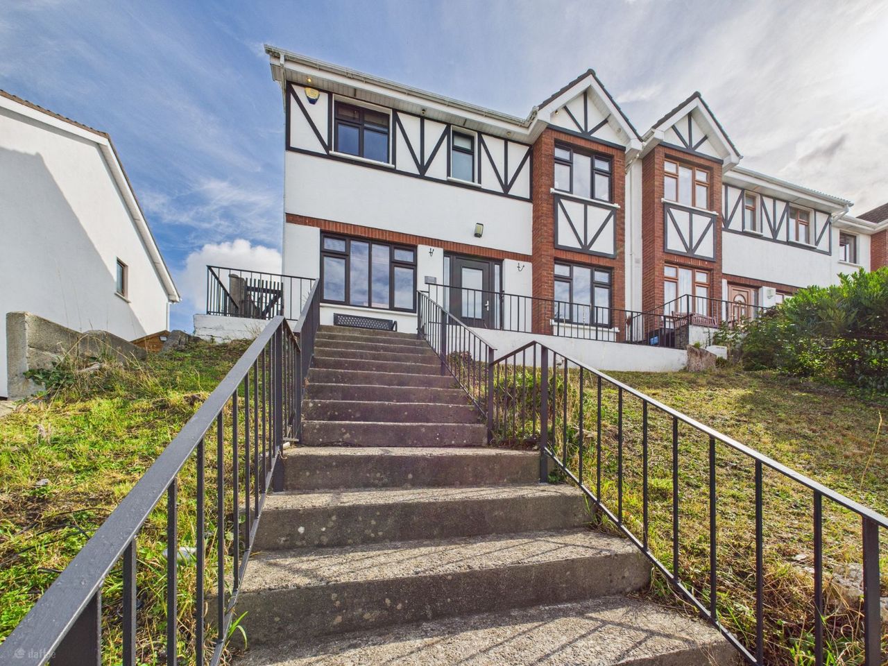 property-thumbnail
