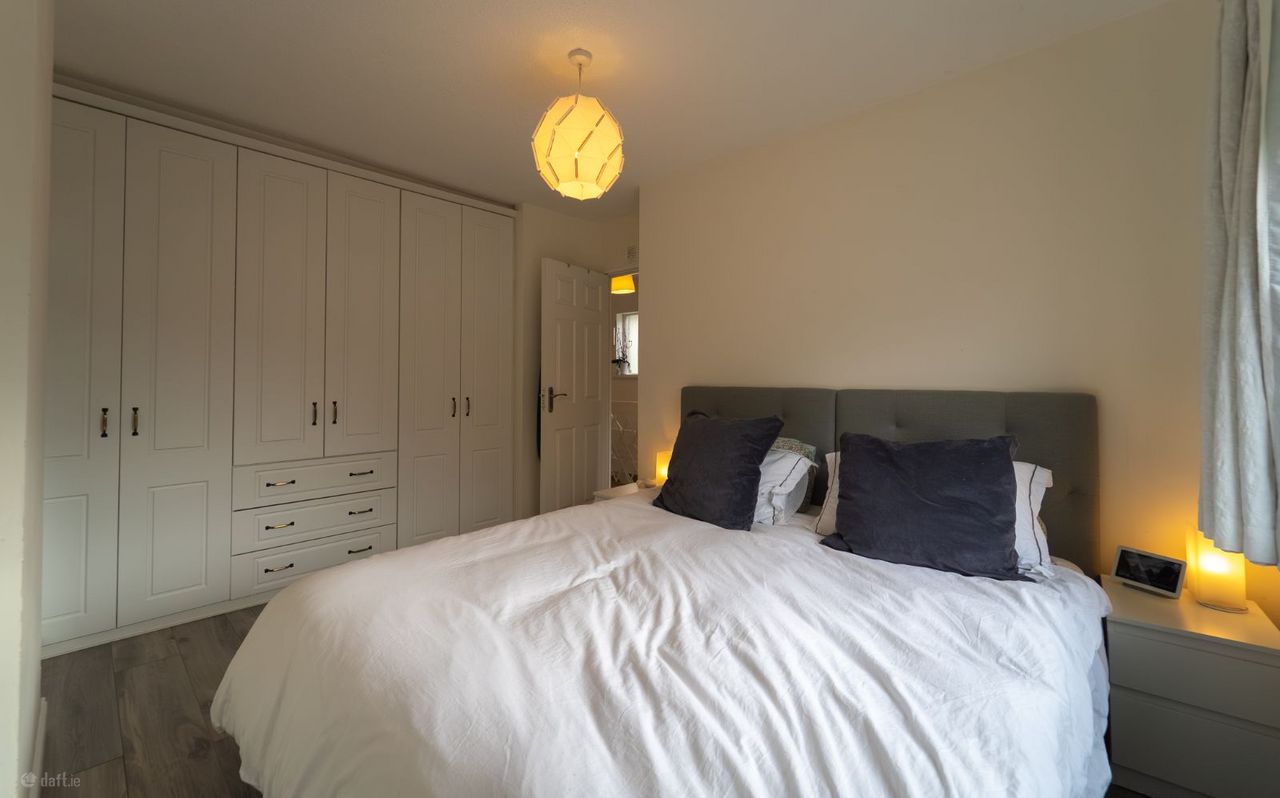 11 Heather Drive, Rathfarnham, Ballinteer, Dublin 16