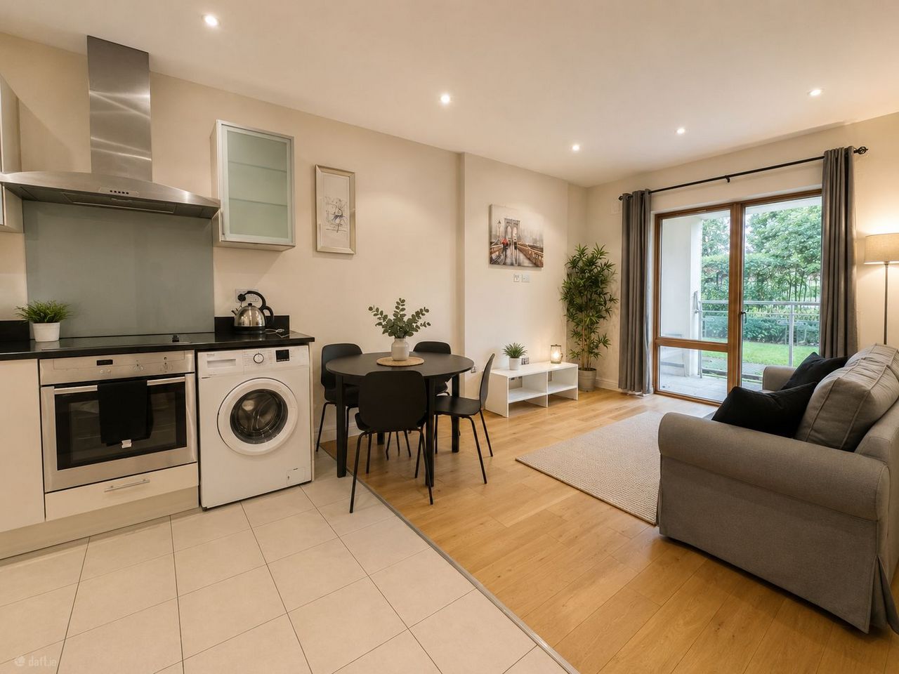 Oak House, Carrickmines Green, Carrickmines, Co. Dublin