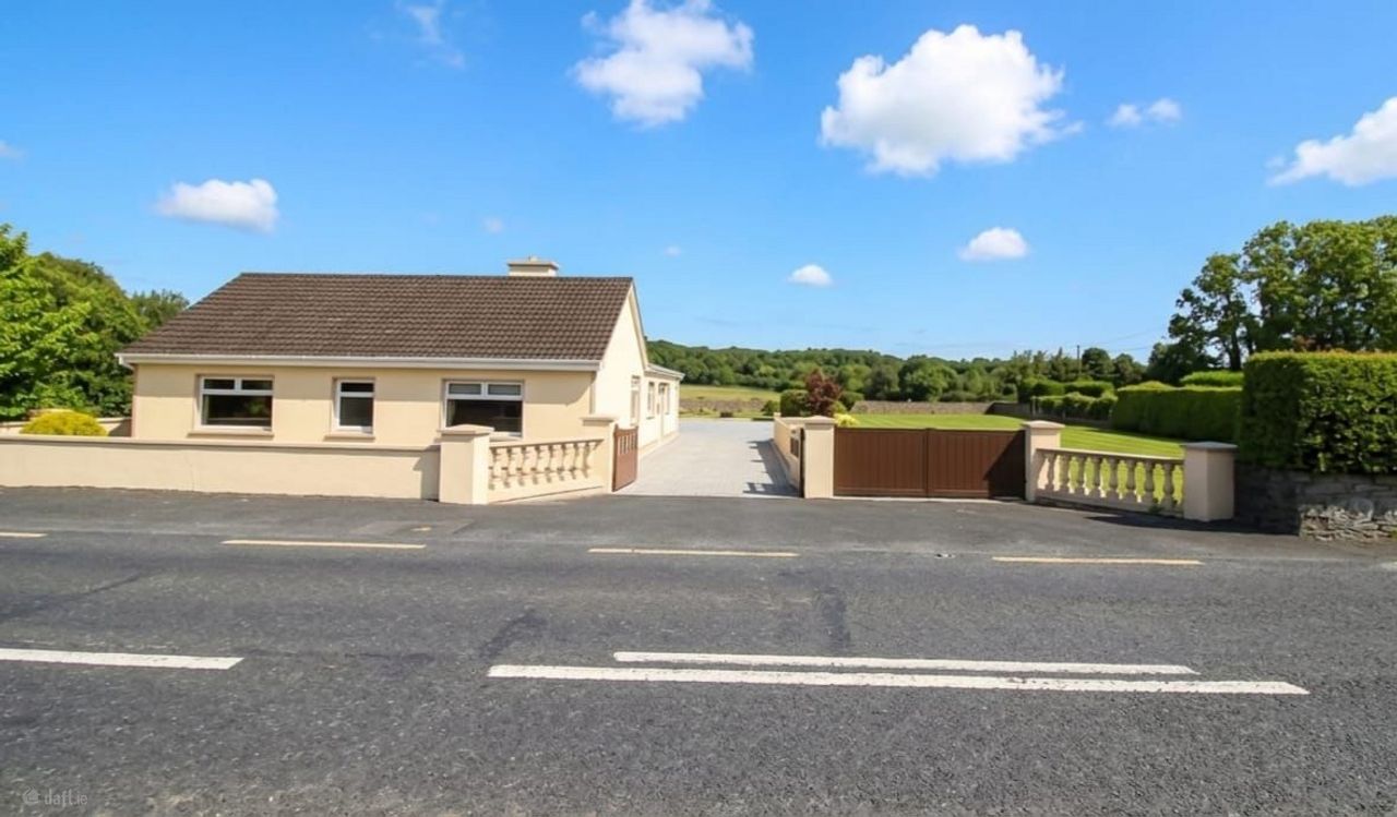 The Waterways, Loughanleigh, Mungret, Co. Limerick - Detached house