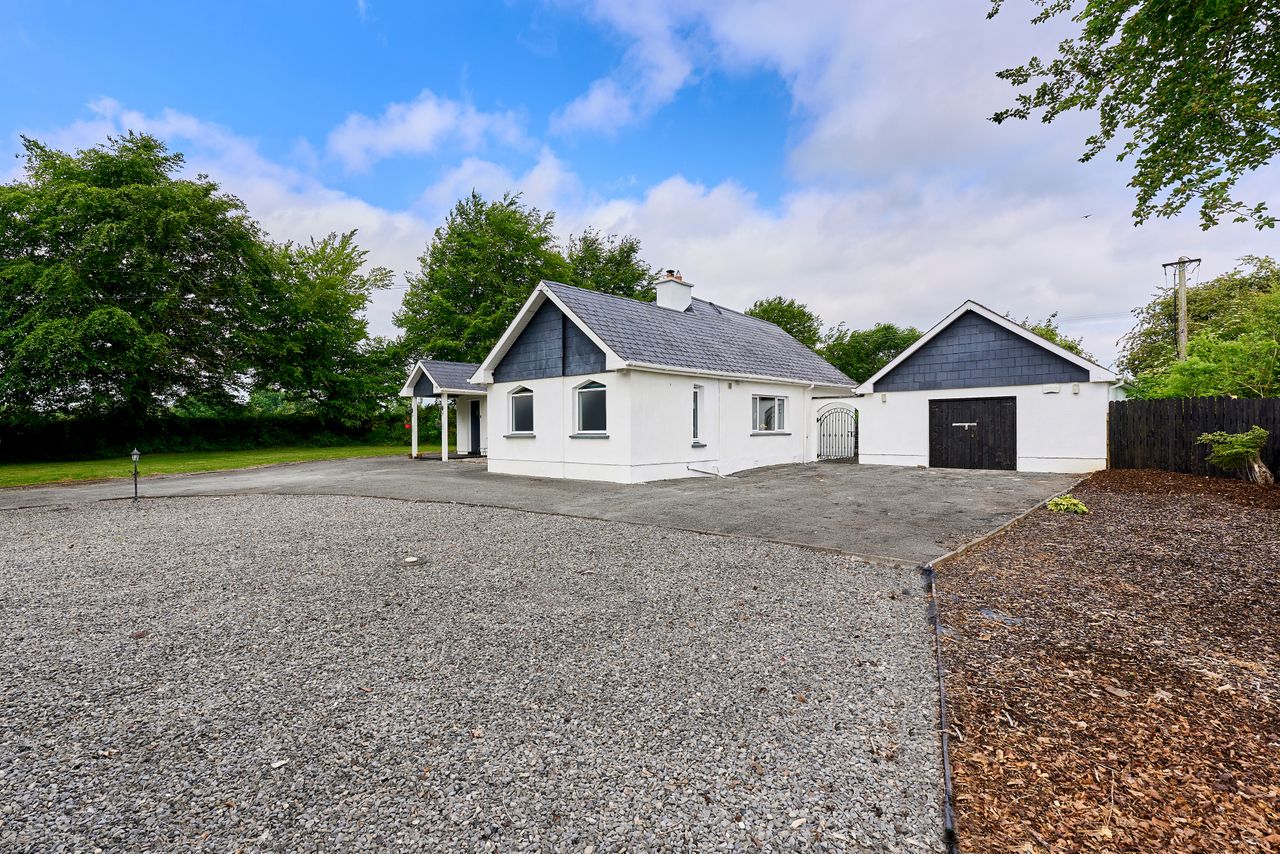 Meadow Cottage, Ticroghan, Clonard, Co. Meath
