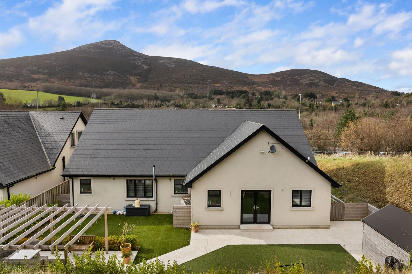 8 Kilmurray Cottages, Kilmacanogue, Co. Wicklow, A98WP99