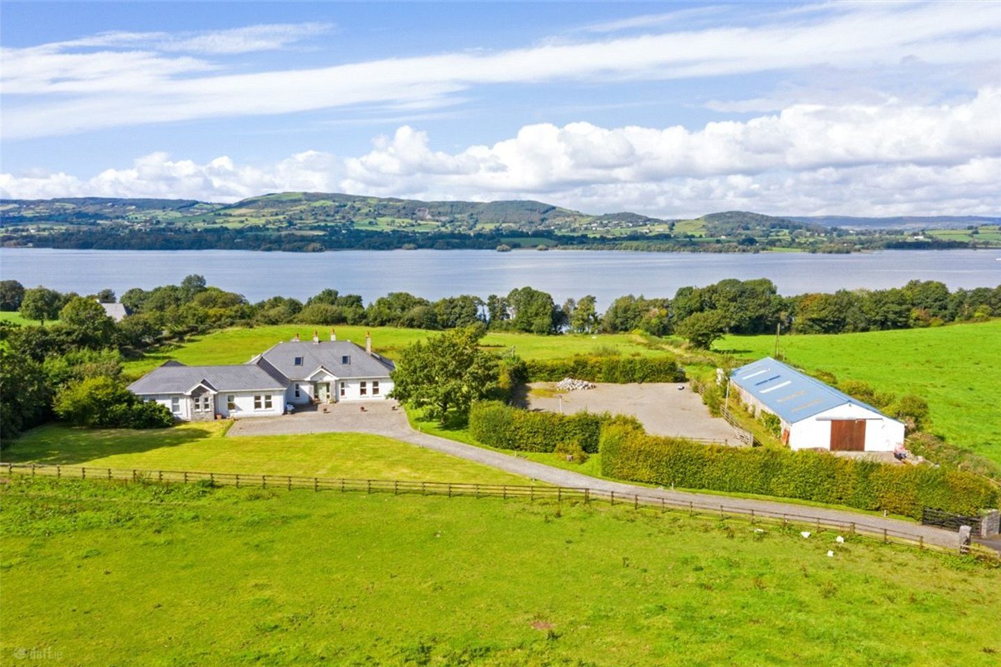 Derg Lodge, Derrycastle, Ballina, Co. Tipperary, V94C6X2