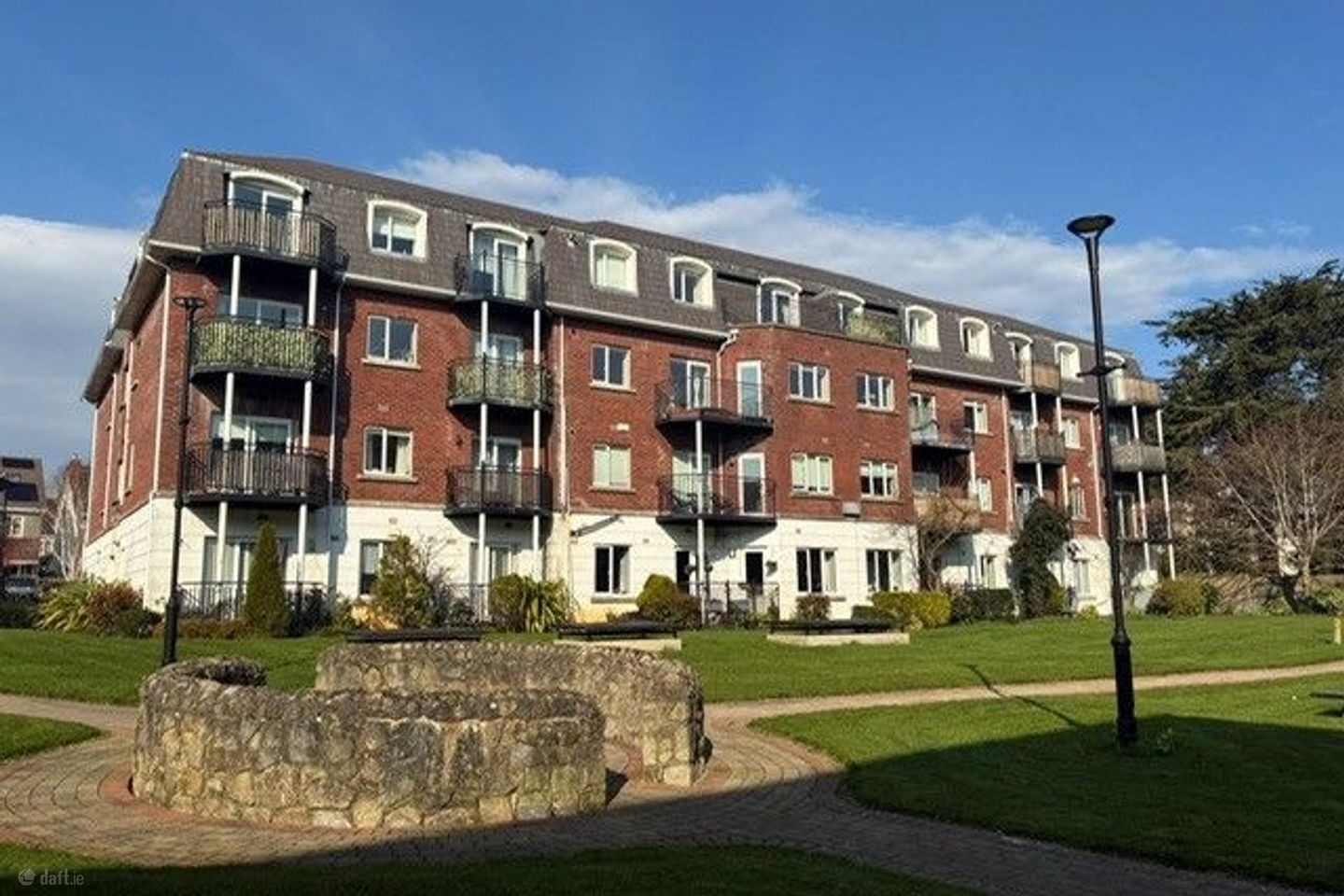 15 Castle Grove, Kilgobbin Wood, Leopardstown, Dublin 18