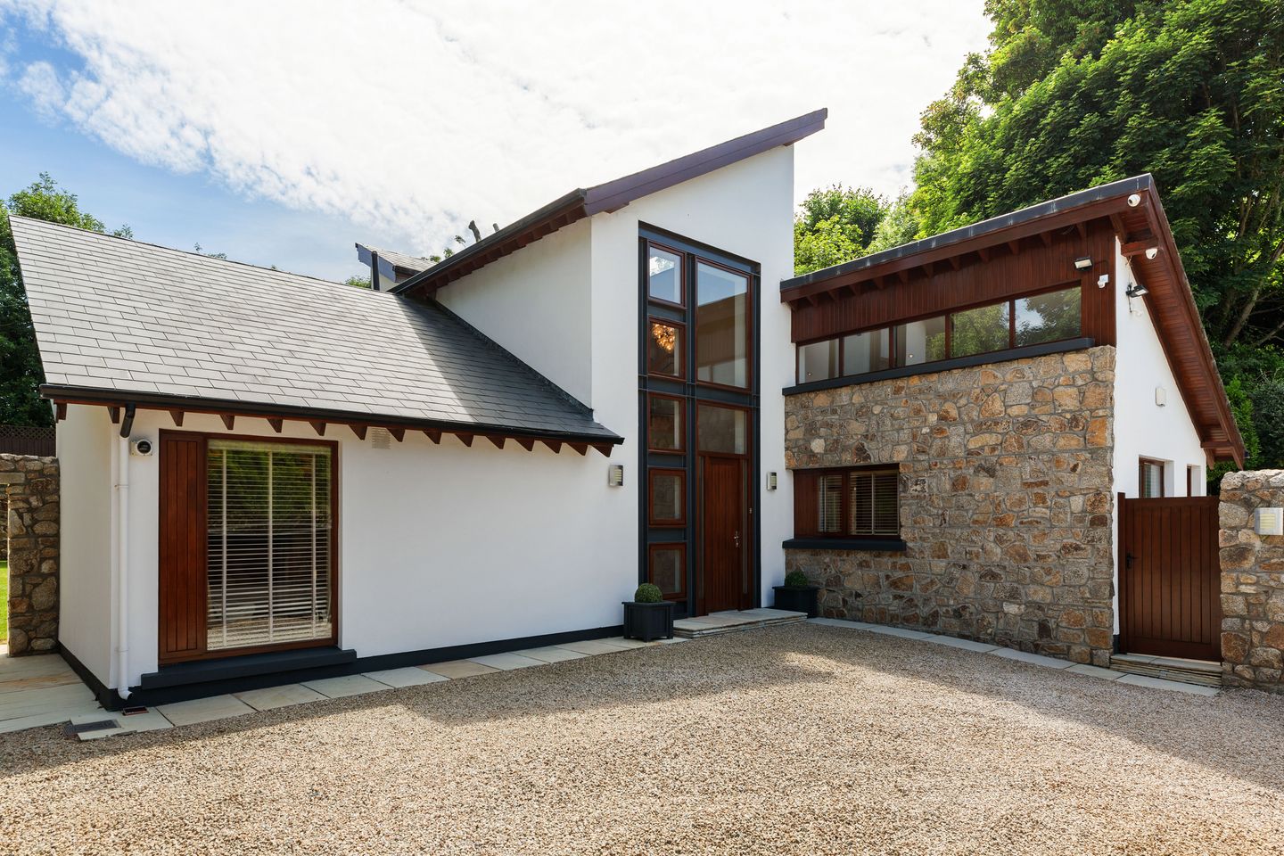 Chicane, Mullinastill Road, Rathmichael, Co. Dublin, D18E681