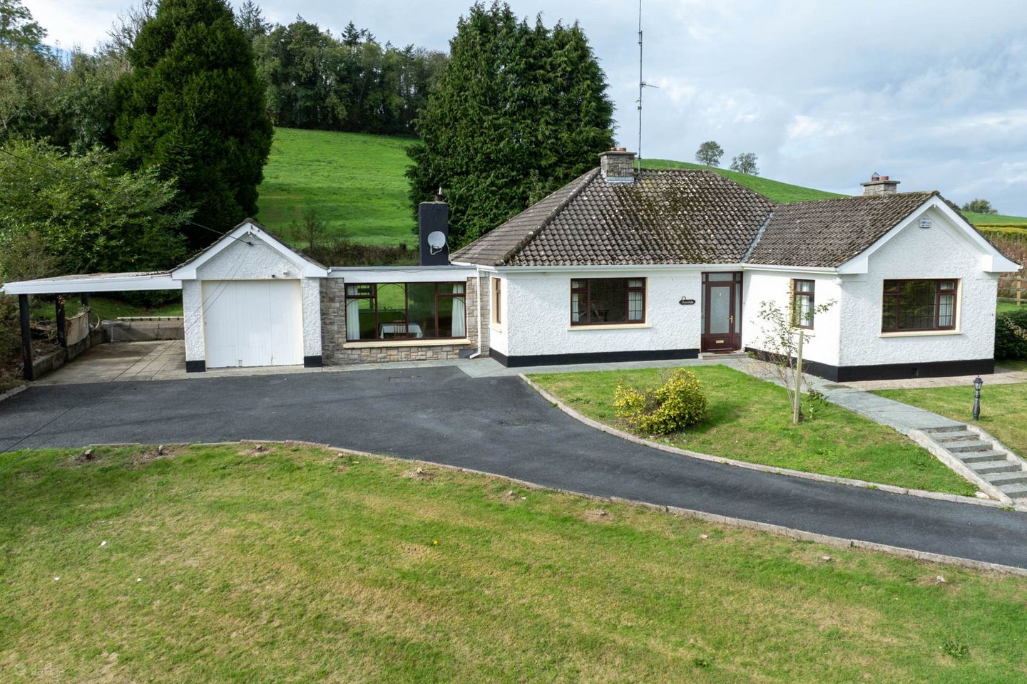 Carrickmore, Ballyhaise, Co. Cavan, H12VF83