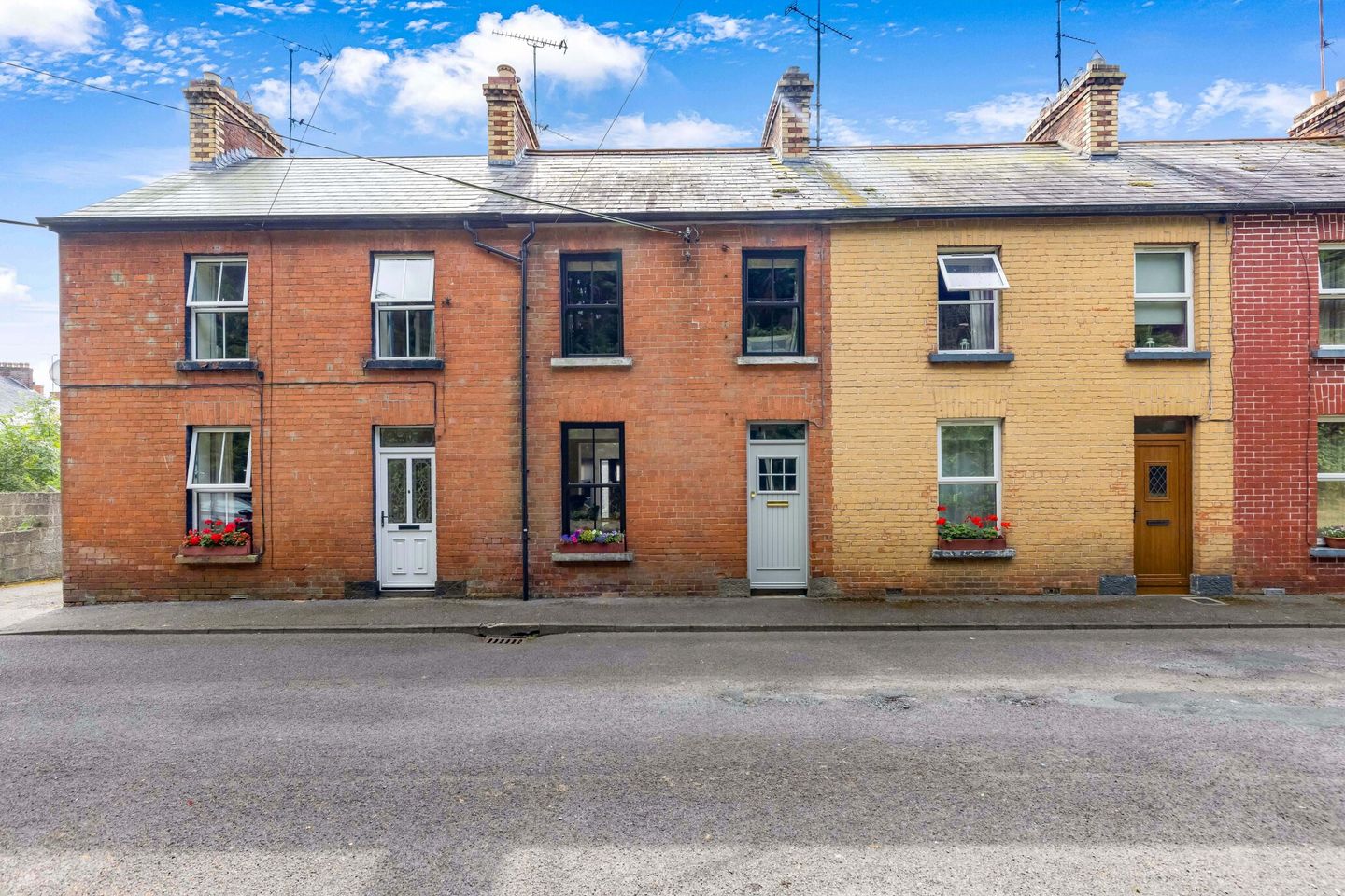 2 Fermanagh Terrace, Newtownbutler Rd, Clones, Co. Monaghan, H23PF63