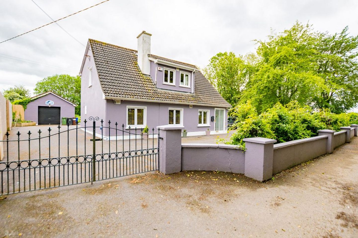 Lissanisky, Clara, Clara, Co. Offaly, R35K281