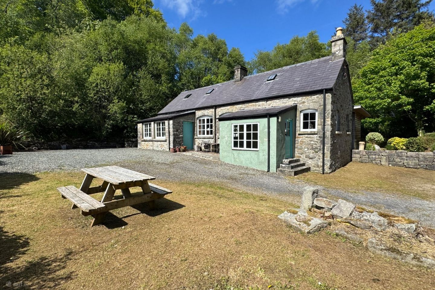 Driftwood Cottage, Ballyara, Killybegs, Co. Donegal, F94X9V2