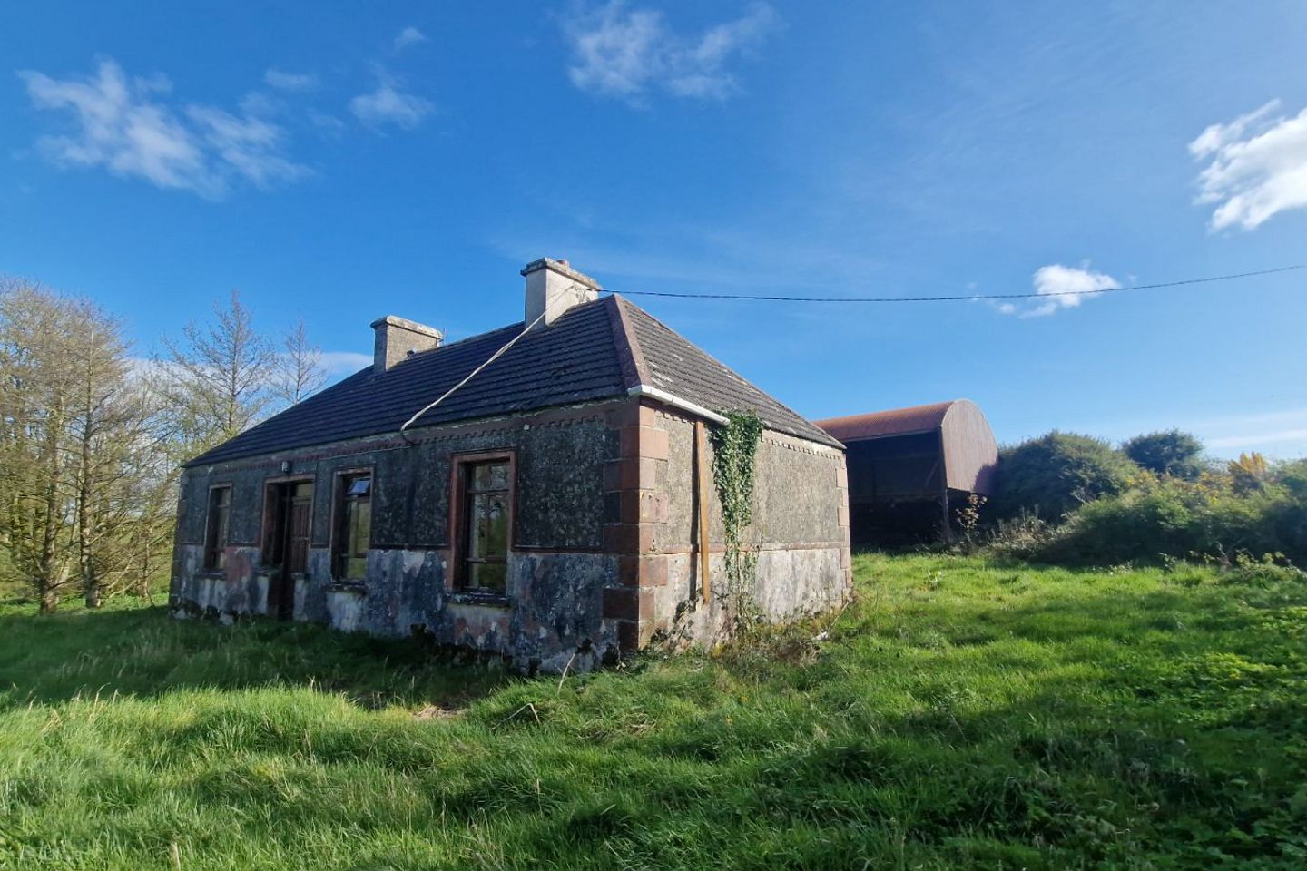 Carrowmore West, Tulrahan, Claremorris, Co. Mayo, F12RF96