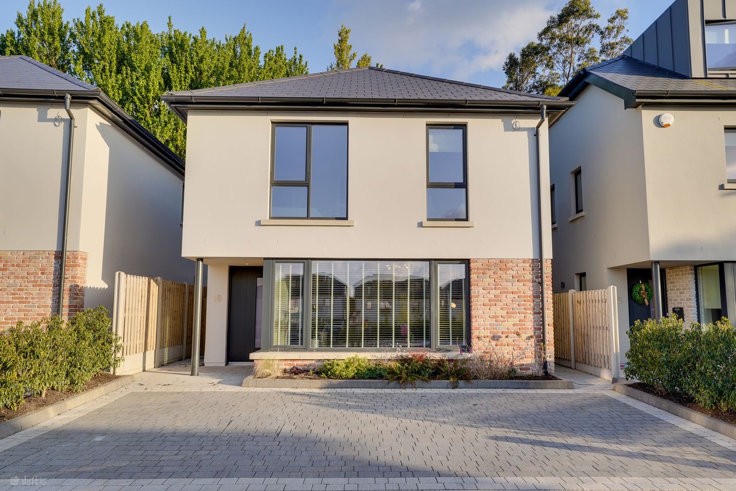 16 The Nurseries, Taney Road, Dundrum, Dublin 14, D14W2A2