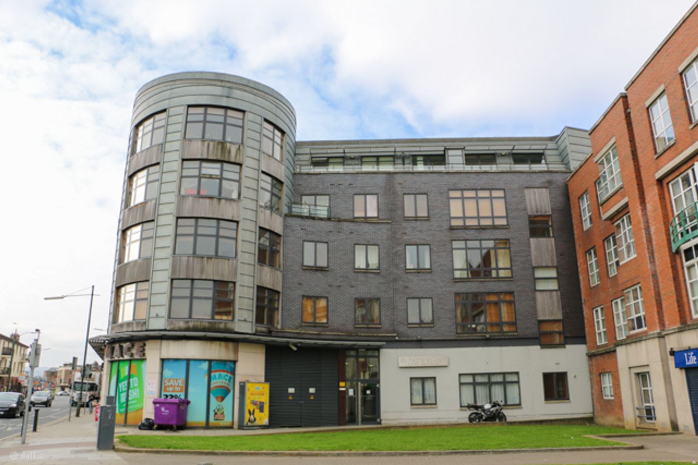 St Patrick's Court , Clanbrassil Street, Dublin 8