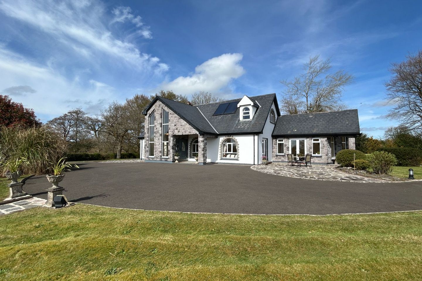 Kincora House, Blackwater, Ardnacrusha, Co. Clare, V94H04V