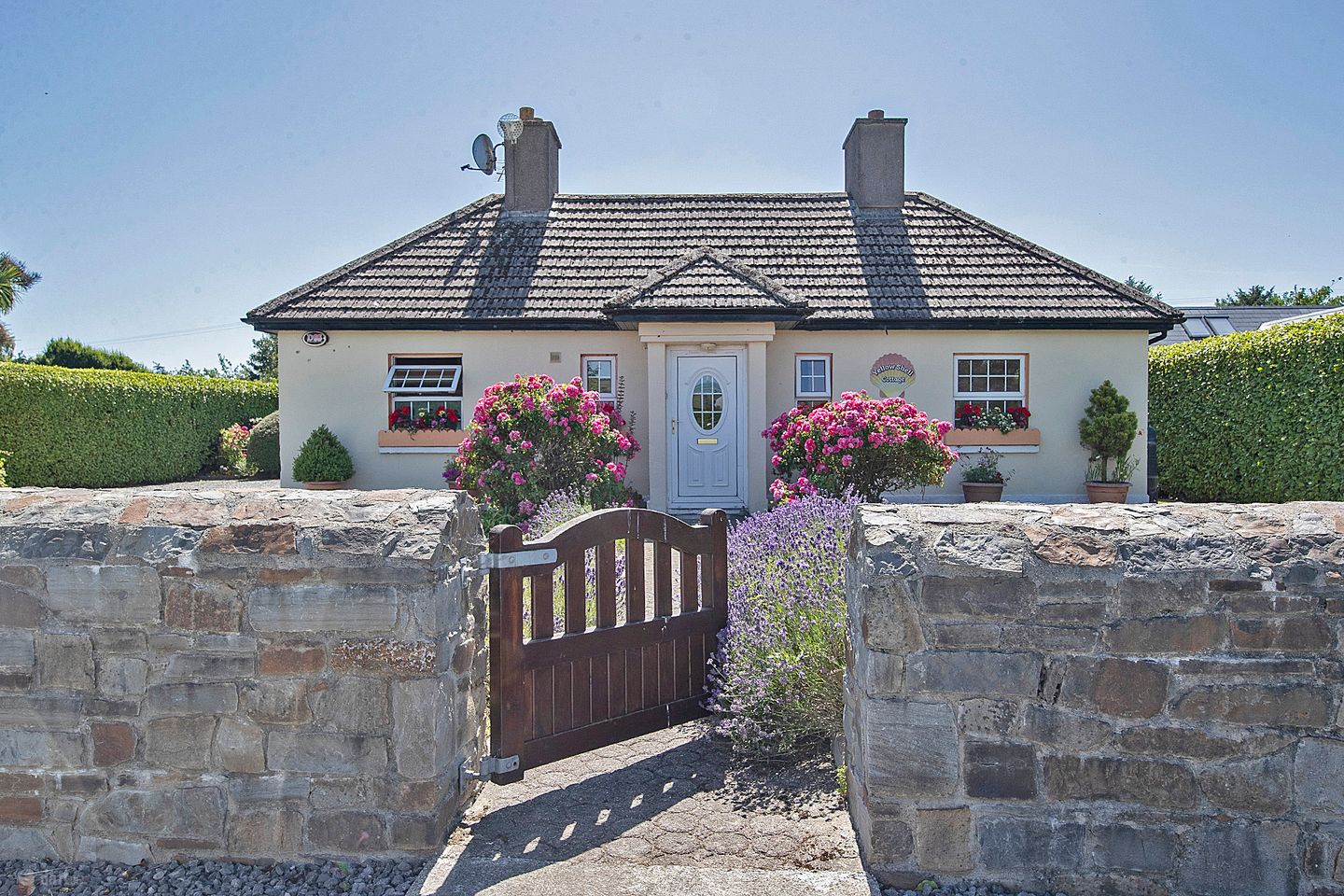 Yellow Shell Cottage, Ballyrandle, Dungarvan, Co Waterford, X35X202
