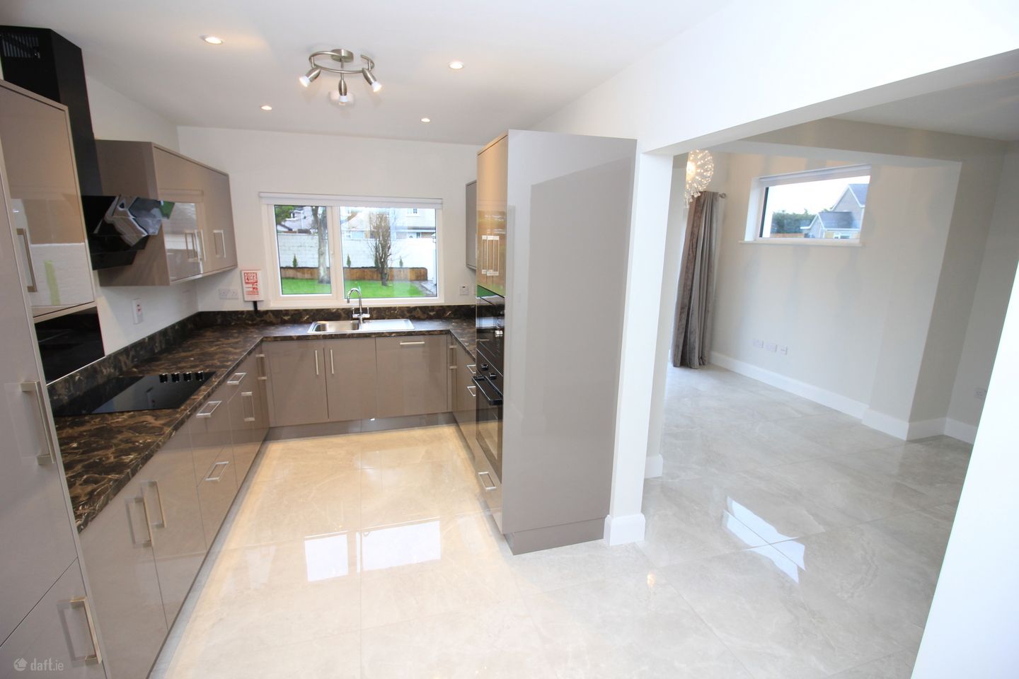 31 Clover Lawn, Blackrock, Co. Cork