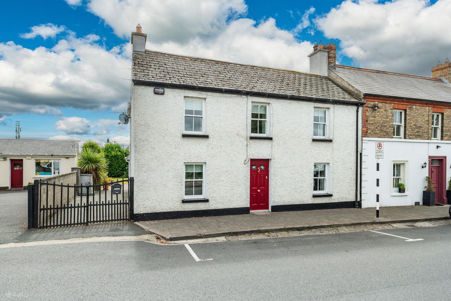 Canal View, Sallins, Co. Kildare, W91FE42
