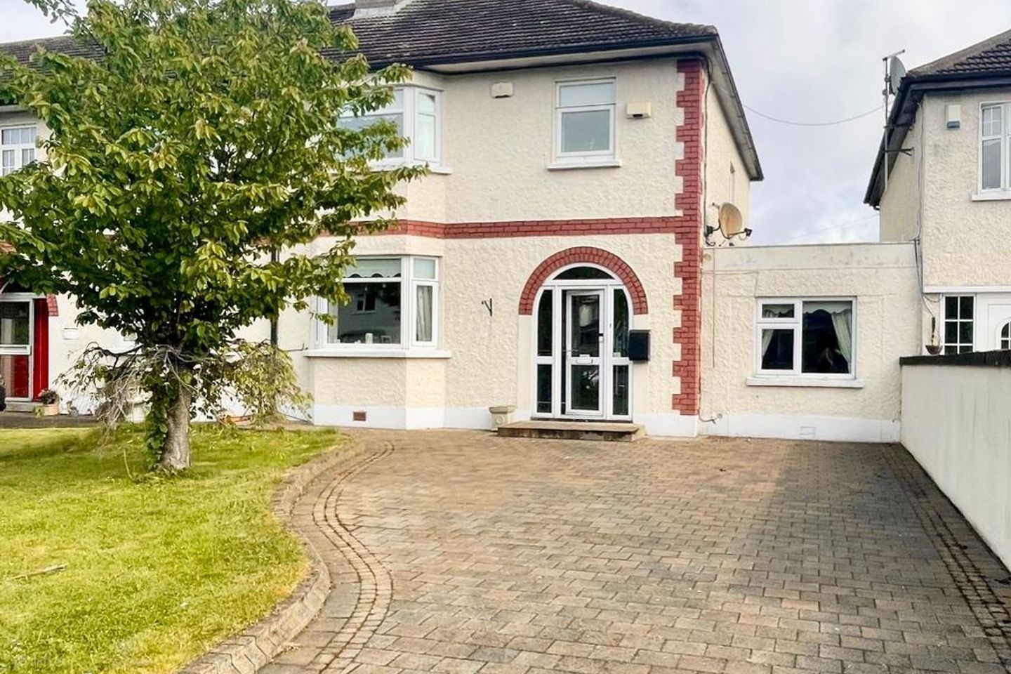120 Collins Avenue, Dublin 9, Whitehall, Dublin 9, D09K6Y1