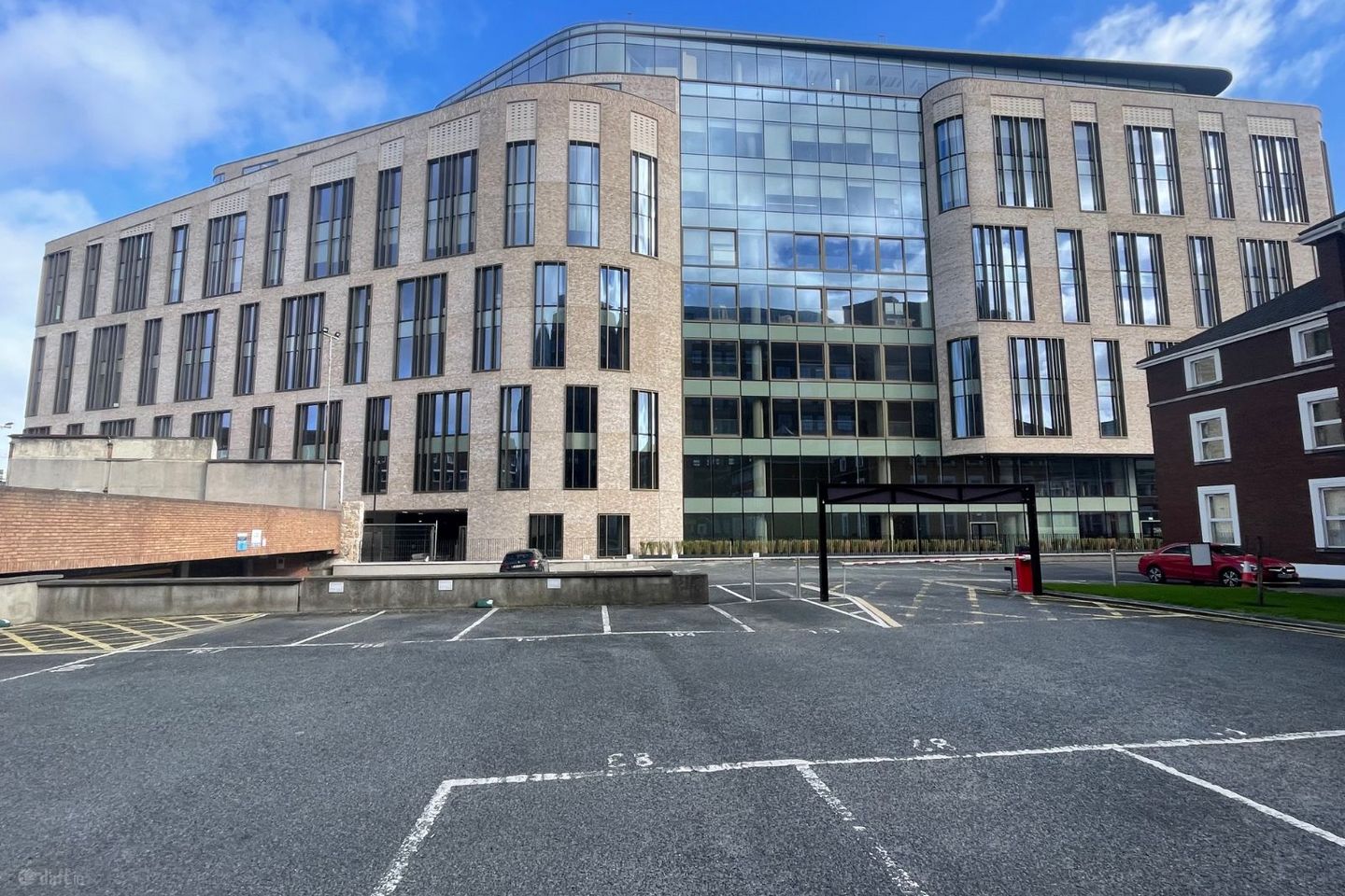 Clanwillam Square, Clanwilliam Quater, Grand Canal Dock, Co. Dublin
