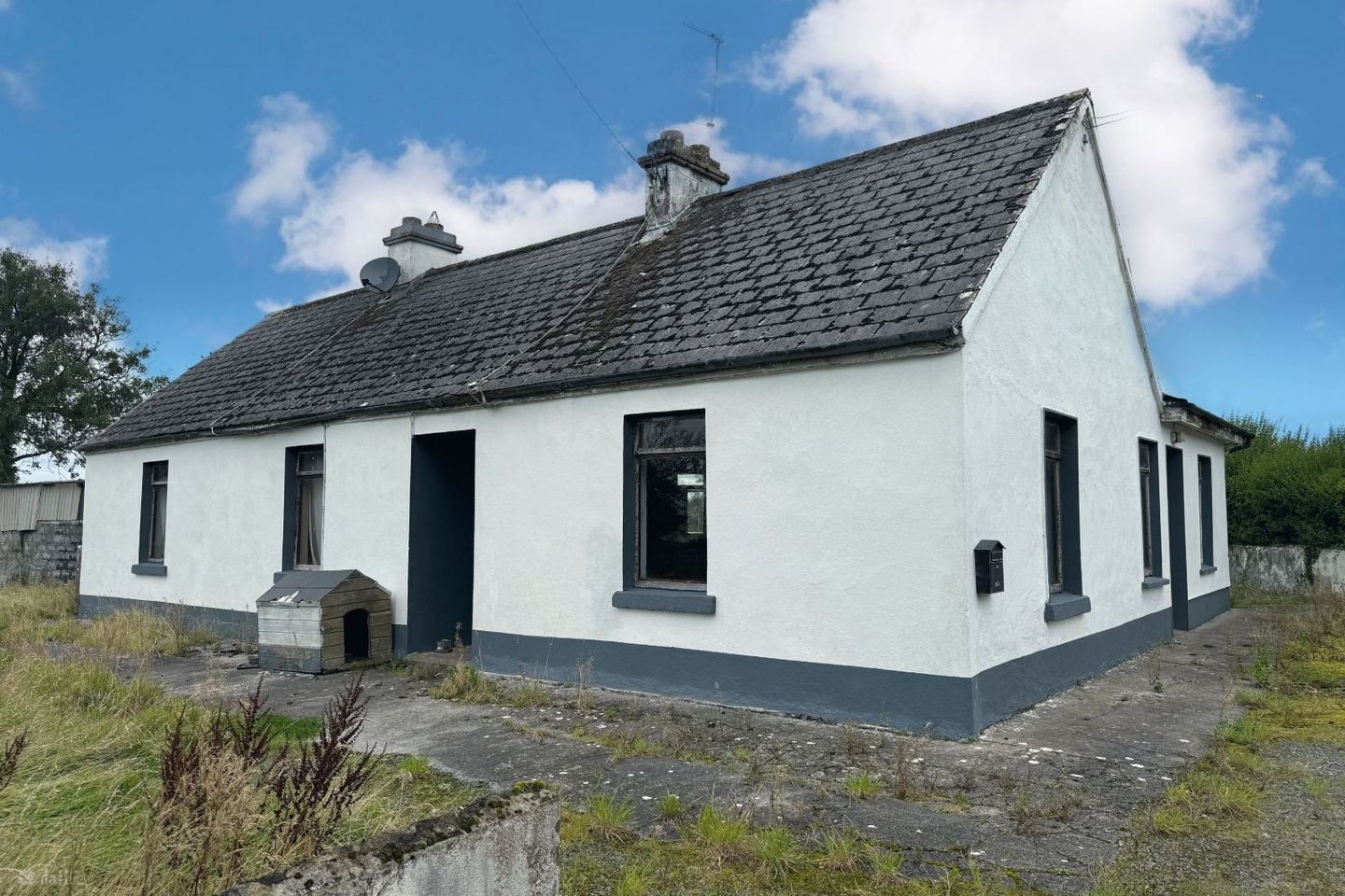 Gloves East, Athenry, Athenry, Co. Galway, H65DR63