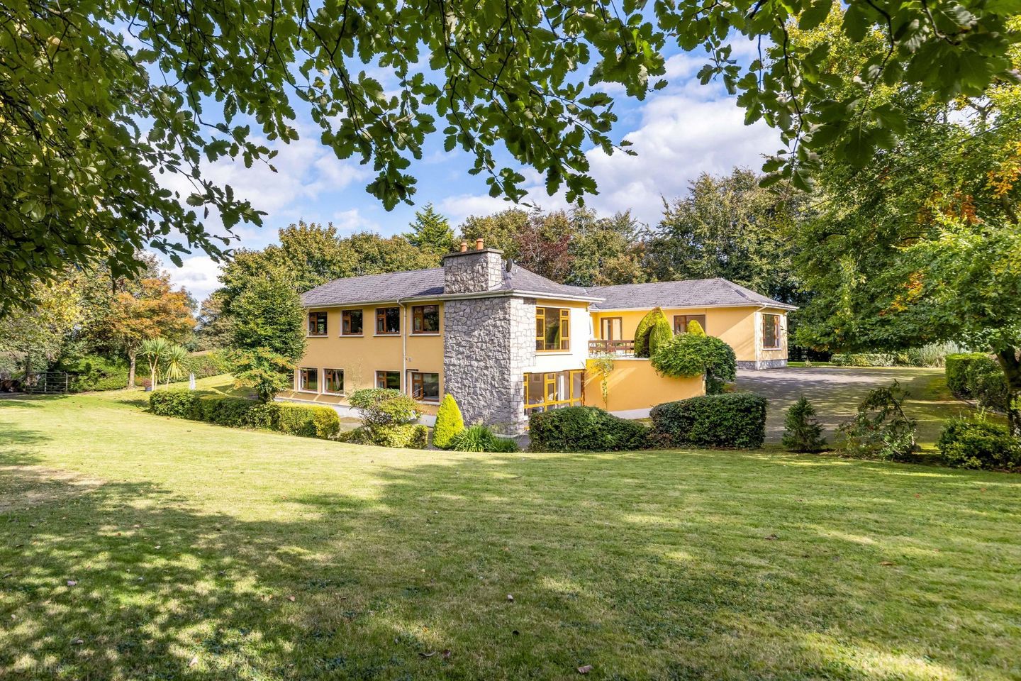 Belgree House, On Approx. 1.67 Hec (4.12 Acres), Kilmartin Lane, Hollystown, Dublin 15, D15W9R9