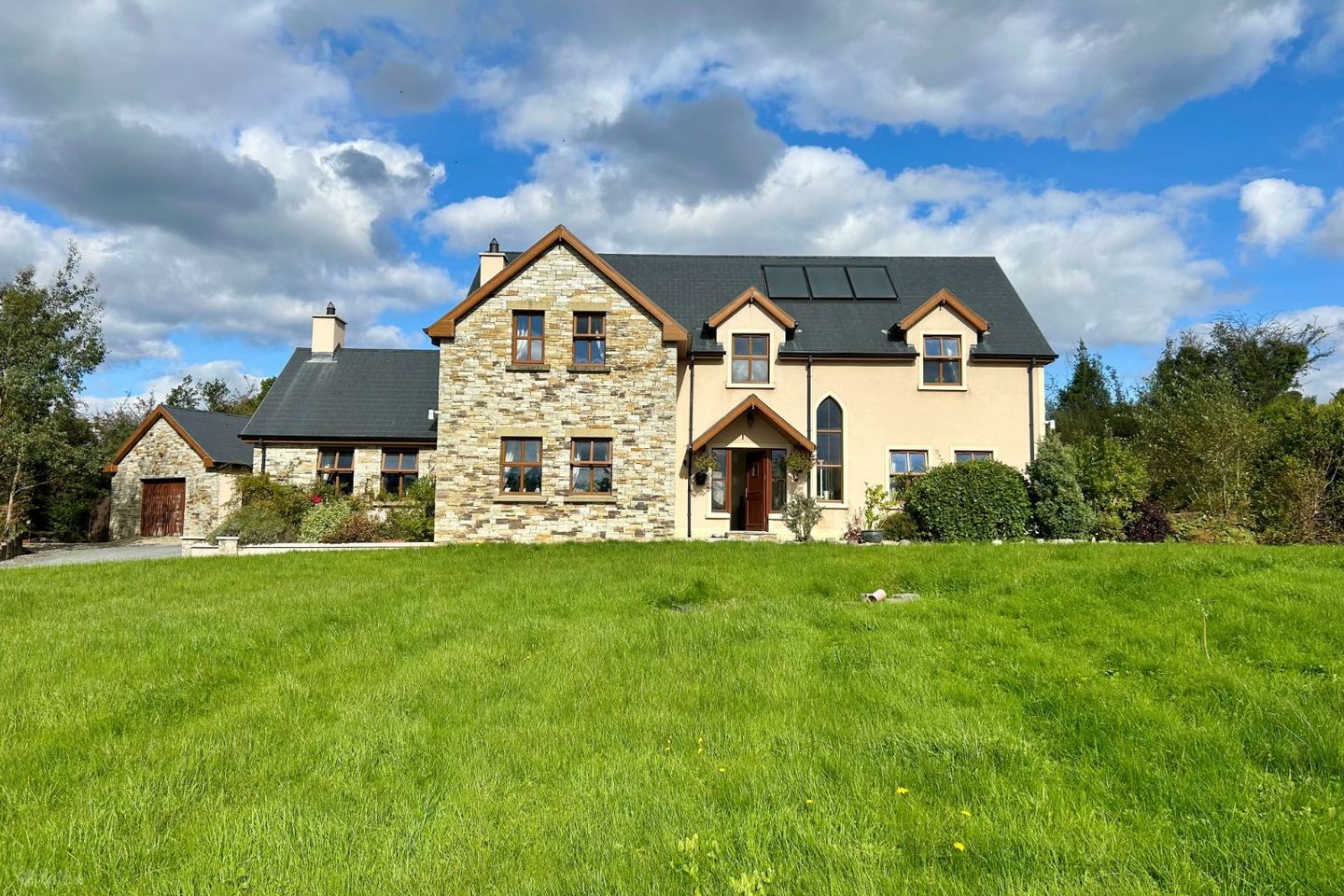 Lislea, Arigna, Carrick-on-Shannon, Co. Roscommon, N41HY09