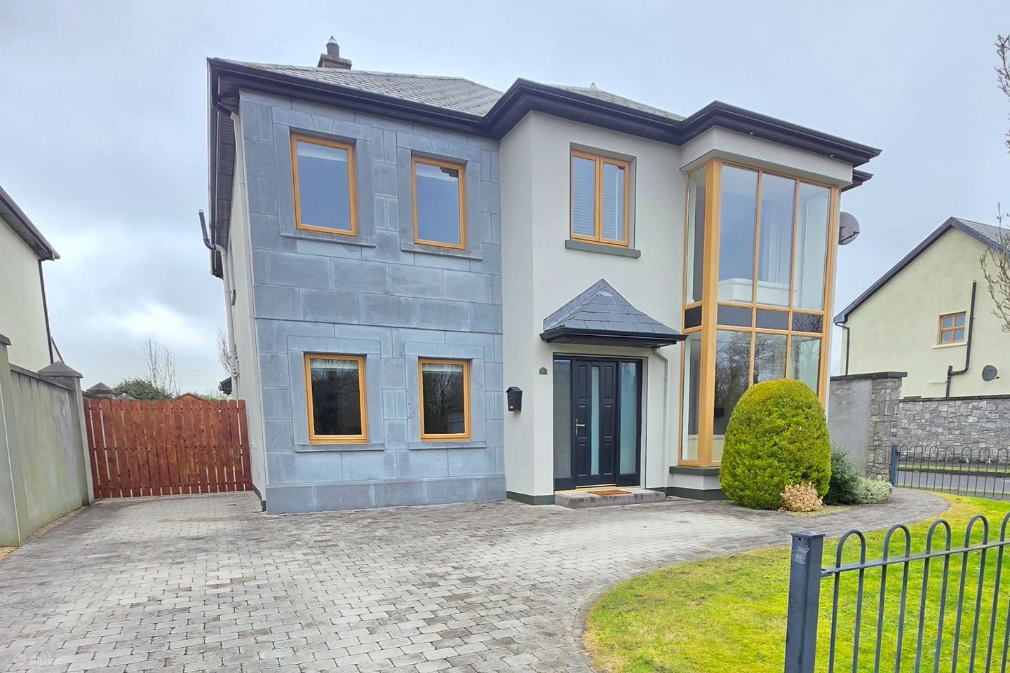5 Oldwood, Golf Links Road, Roscommon Town, Co. Roscommon