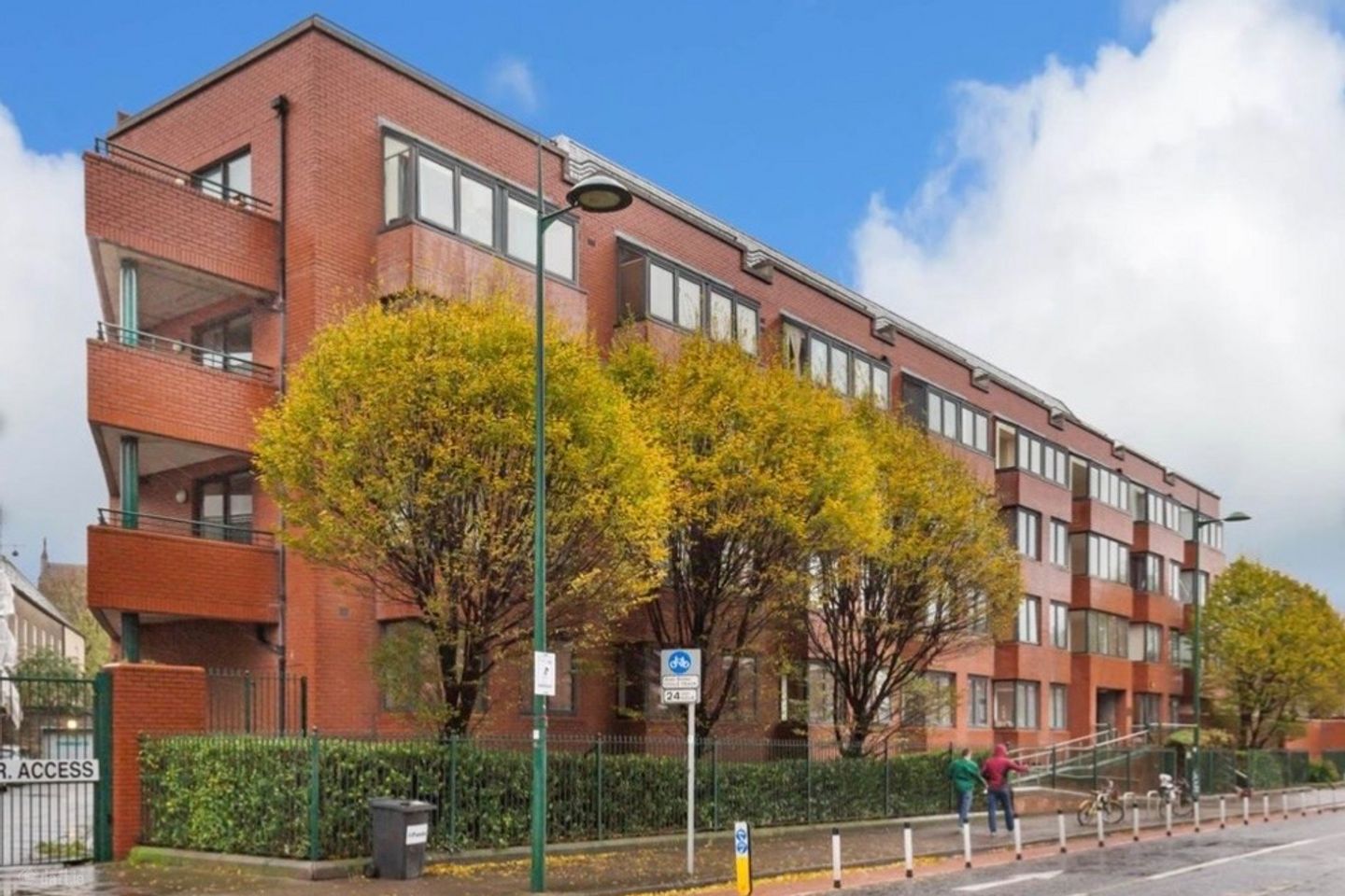 Canon court bride street d8, Dublin 8