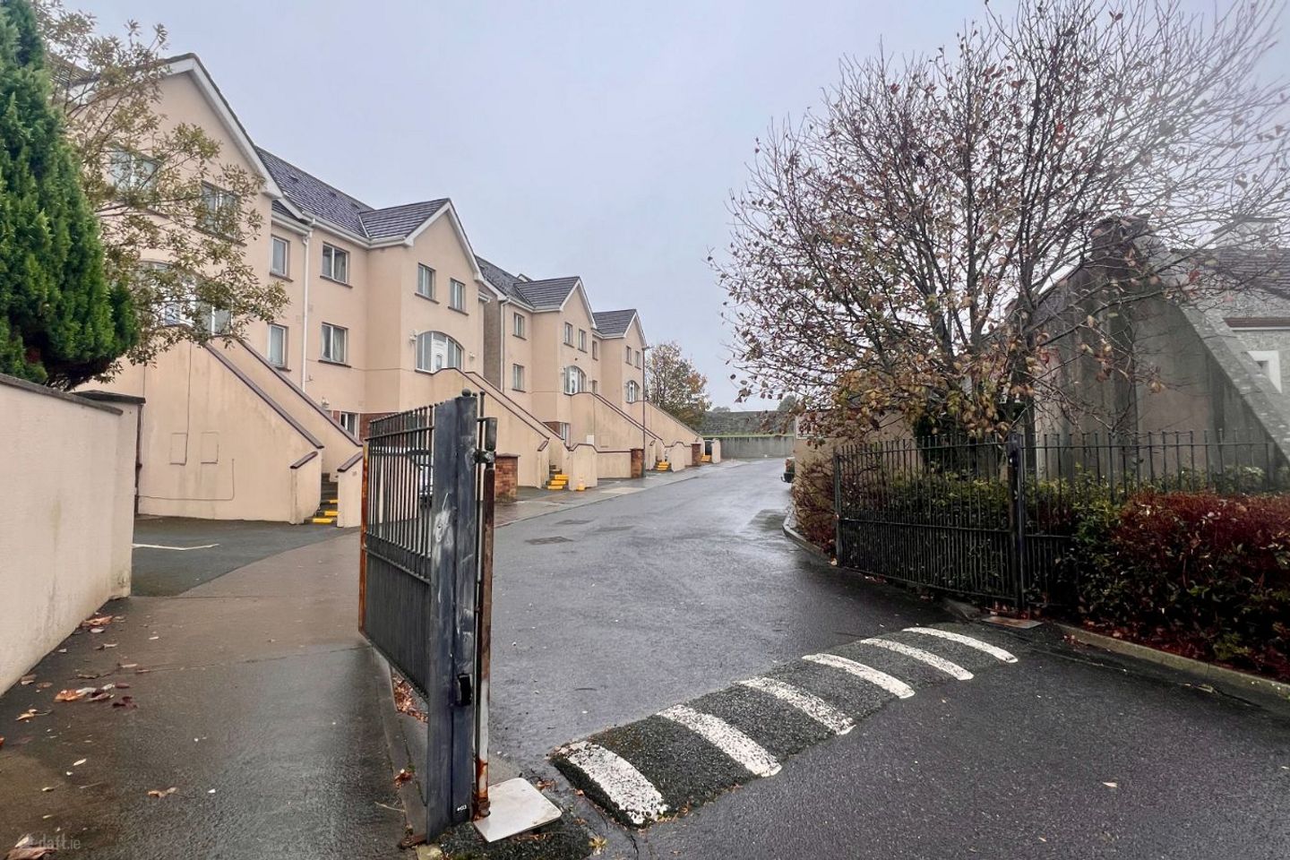 16 The Stables, College Road, Bohermore, H91NH95