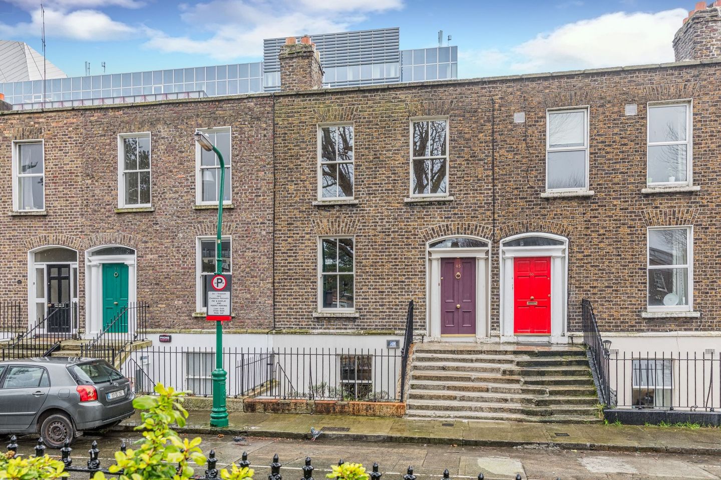 45 Pearse Square, Dublin 2, D02E125