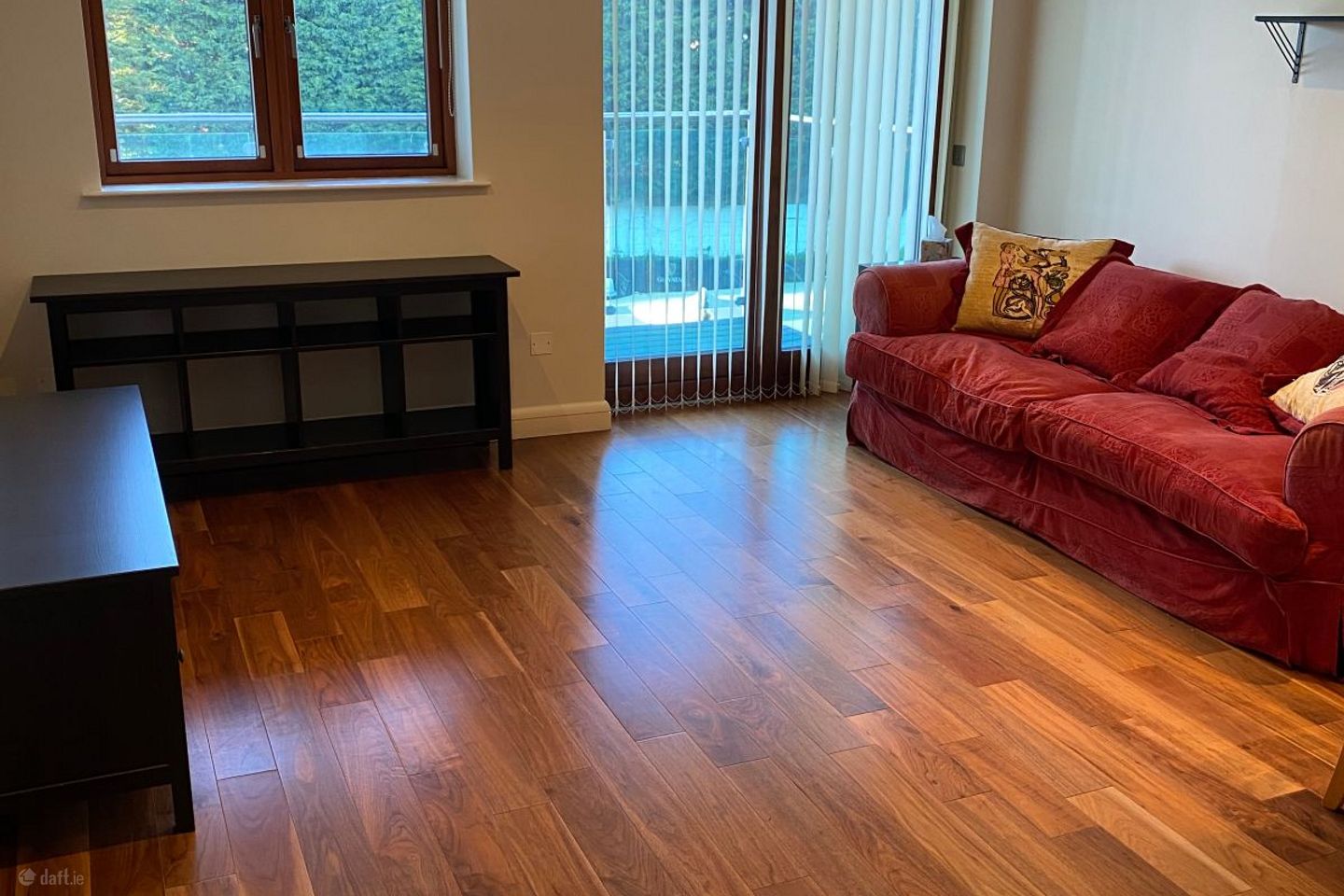 “SHORT TERM LET ONLY”   Apartment ,Landscape Court , Churchtown, Dublin 14