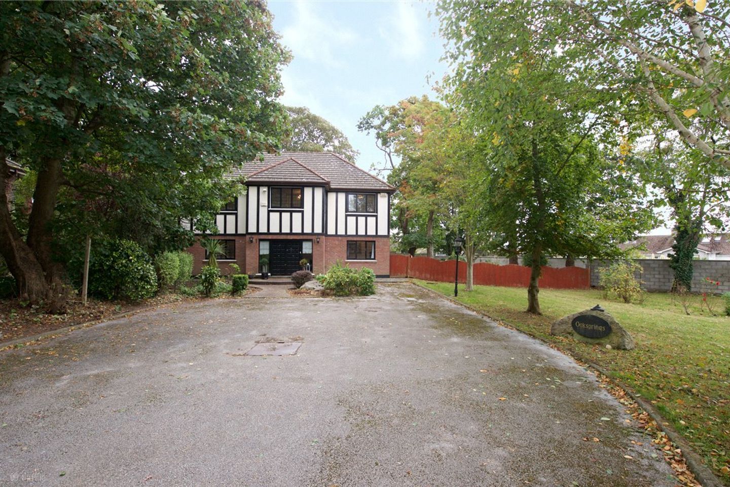 Oaksprings, Castle Road, Blackrock, Co. Cork, T12F4A4