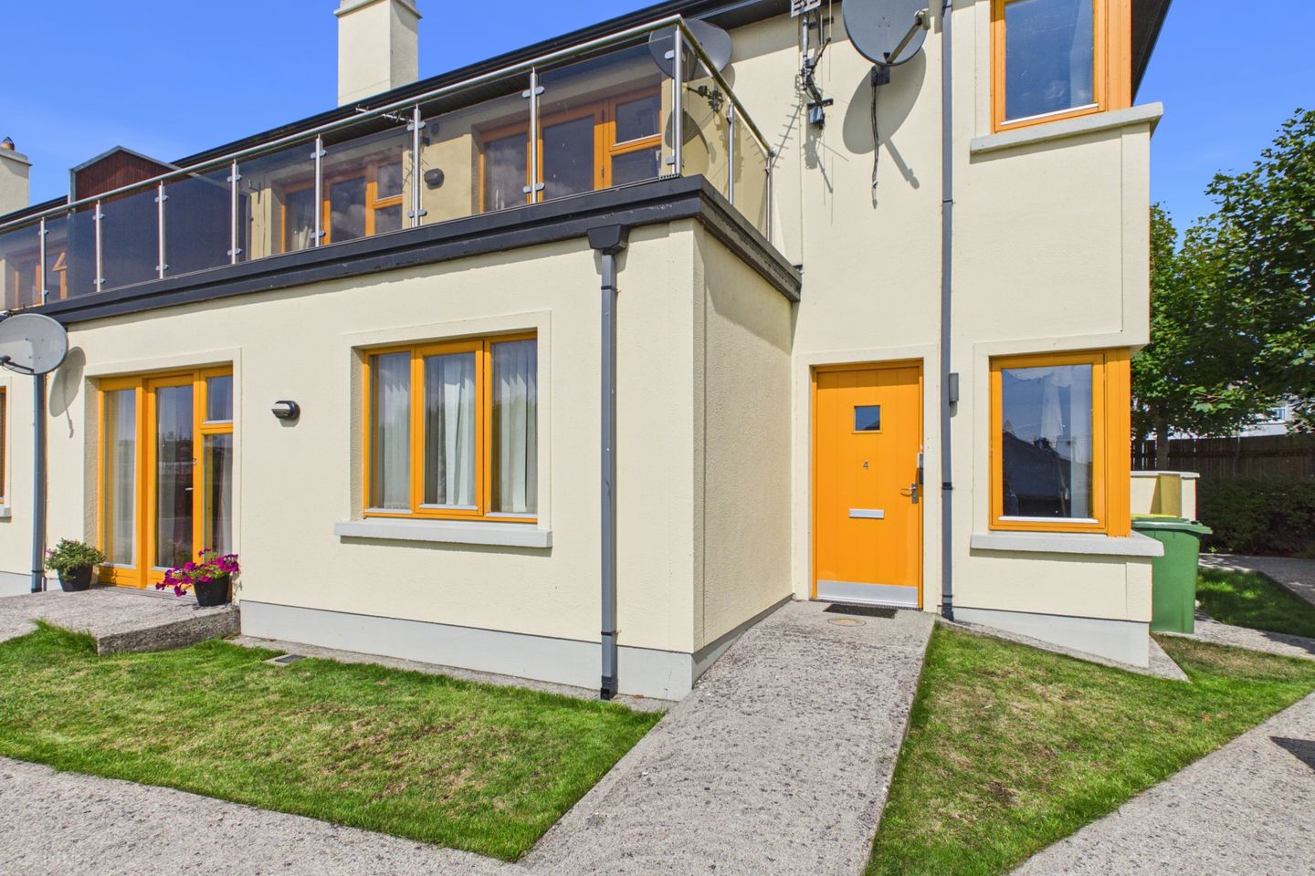 4 Boherbradagh House, Galway Road, Loughrea, Co. Galway, H62NH79