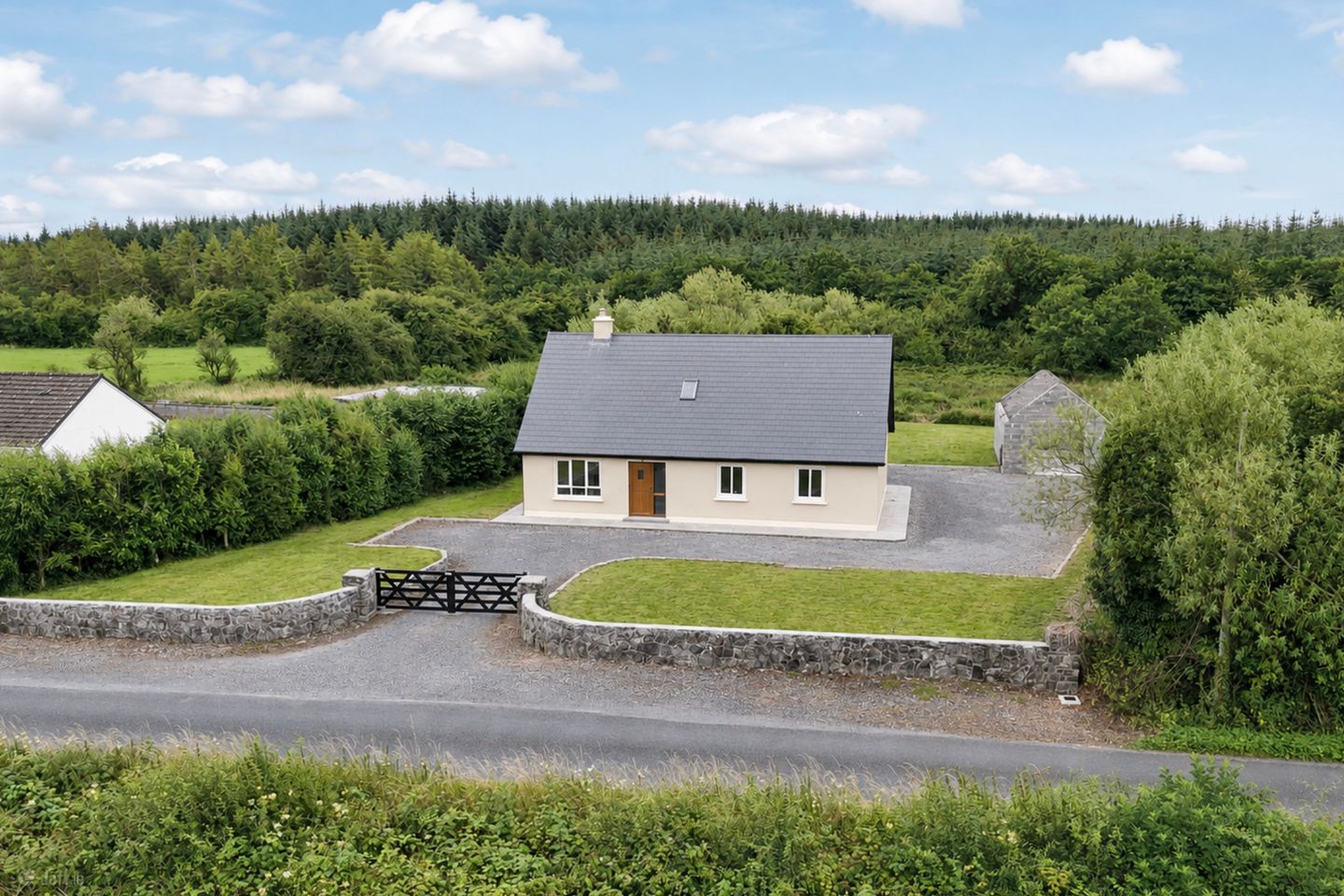 Ardros, Kilconnell, Ballinasloe, Co. Galway, H53HW20